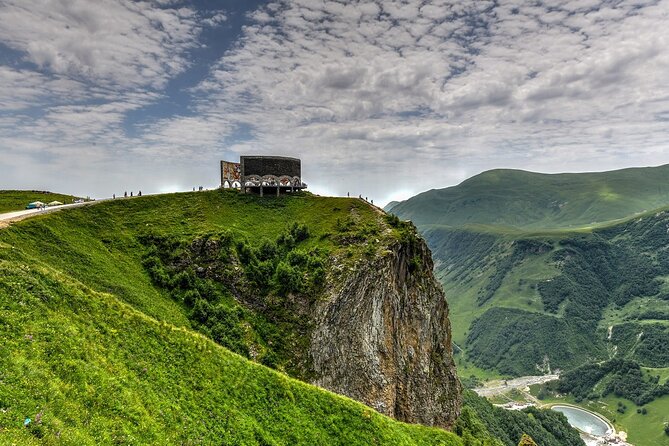 2-Day Kazbegi Tour: Adventure in the Caucasus Mountains - Mtskheta lunch and the “why this part matters”