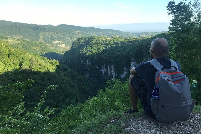 2 Days Trip to West Georgia (Caves, Canyons, Waterfalls) - Guide Style and Group Flow: Flexibility Without Chaos