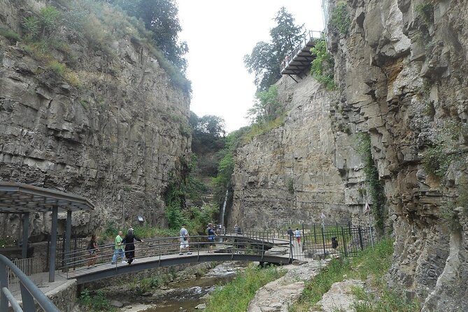 3 Hour Walking Tour in Tbilisi - Metekhi Cathedral on the cliff: the medieval setting is half the story