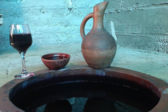 3 Organic Wineries Private Day Trip to Wine Province With Lunch and Tastings - Signagi city walls plus the Okros winery stop