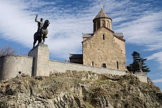 5 days and 4 nights. Hotel and group tours "Everything about Georgia. - Tbilisi hotel base, airport transfers, and why the timing matters