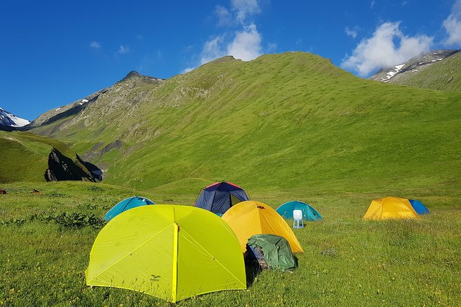 7-day hiking expedition to Tusheti through the Atsunta pass - Day 2: Ardoti road end, Mutso ruins, and the first real trek