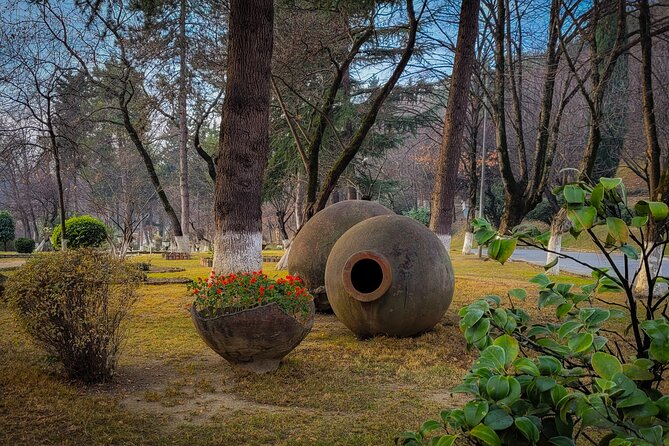 A day tour to Kakheti region/wine/culture/history and gastro tour - Bodbe Monastery: a UNESCO stop with a calmer mood