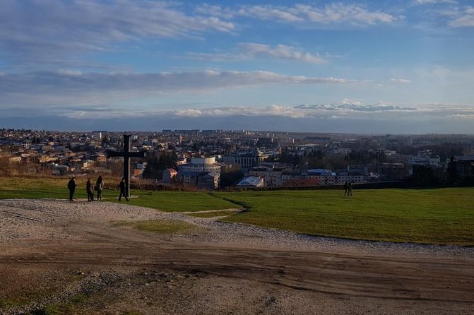BAGRATI, GELATI & MOTSAMETA Group Tour from Kutaisi - A 3 hour circuit that makes Kutaisi history feel close