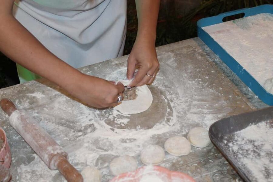 Batumi Khinkali: Hands-On Masterclass with a Local Master - Where it happens, and why meeting point location matters