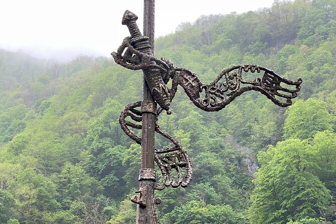 Batumi, Waterfalls & Folklore - A Group Tour from Kutaisi - Lunch in the Matchakhela Valley: family food, homemade wine, and folklore