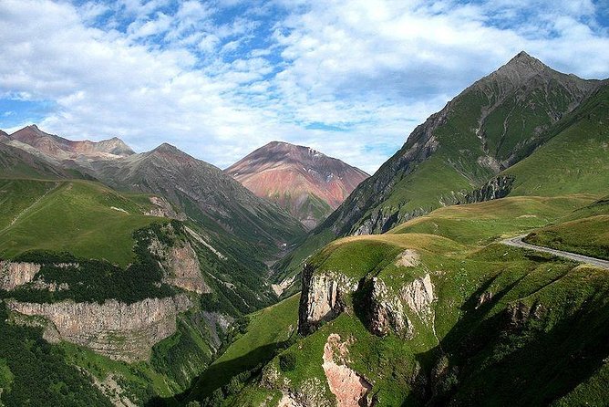 Best of Georgia - 3 or 4 days private tour with transfers and guide - Day 2 to Kazbegi and beyond: Gergeti Trinity Church, Ananuri walls, and Soviet-era panoramas