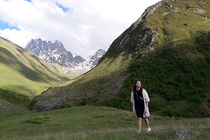 Caucasus mountains full day Private Tour Ananuri-Gudauri-Kazbegi - Stepantsminda and Gergeti Trinity Church: hike, or jeep when snow hits