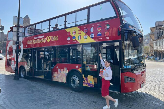 City tour Tbilisi on red bus - The big sights you’ll roll past on the red line