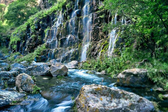 Dashbashi Canyon. The village of Asureti and Didgori monument. - Day-of logistics: how to reduce stress and get better photos