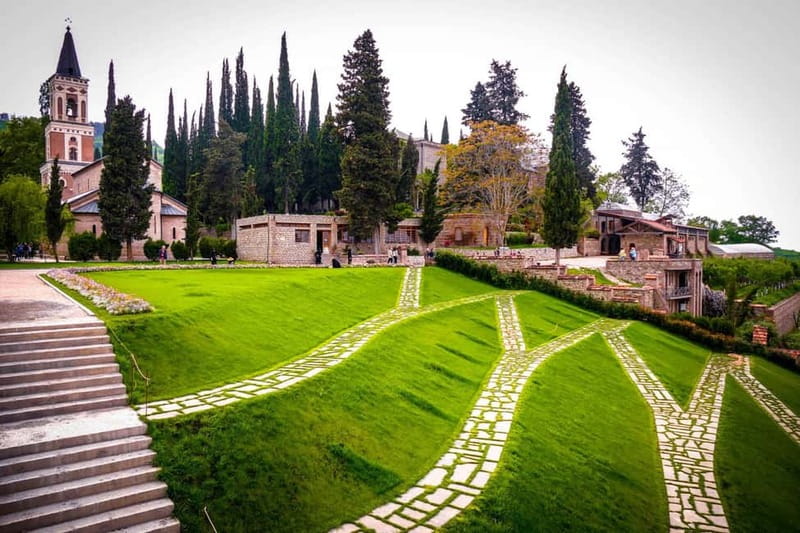 Day trip in Kakheti-Beauty and Love in a Glass Wine - Sekhnika winery: the tasting that anchors the day