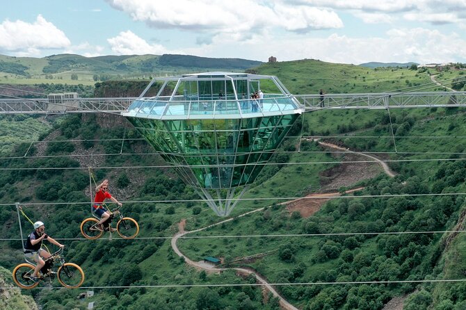 Diamond bridge and Dashbashi canyon day excursion from Tbilisi - From Rose Revolution Square to the mountains in one smooth push