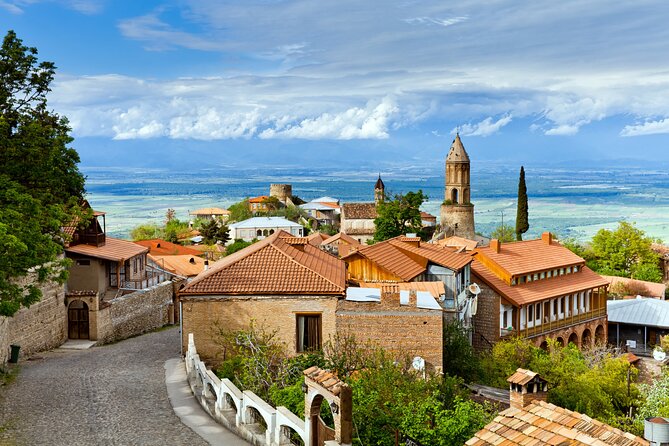 Discover Georgia: A 4-Day Private tour from Tbilisi - Price and logistics: what to expect from $369 per person