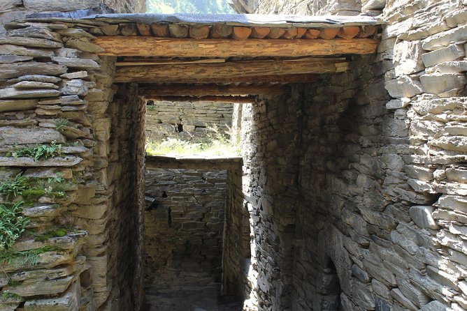 Five days tour to Khevsureti (Abudelauri lakes) & Kazbegi with hikes. - Day 2: Shatili, Mutso fortress steps, and Ardoti village life
