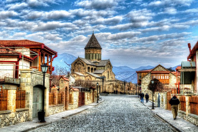 Four Historical Places: Mtskheta-Gori-Uplistsikhe-Jvari Monastery- Private Tour - Uplistsikhe cave town: how to think about walking through centuries