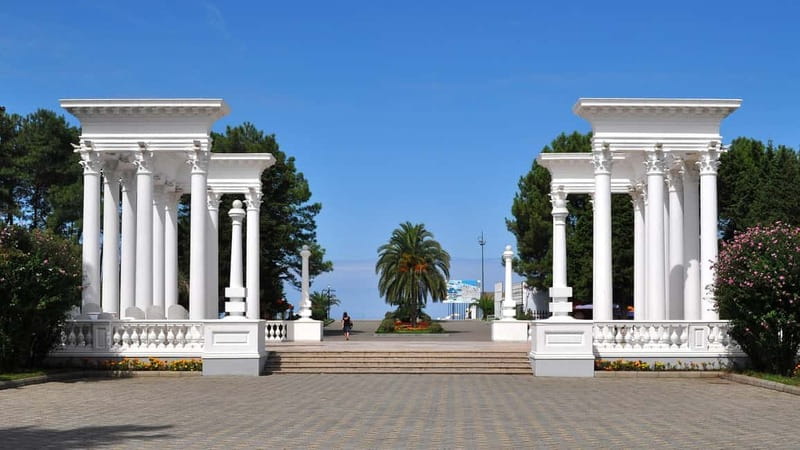 From Kutaisi: Batumi, Petra Fortress and Botanical garden - Should you book Megobari Tours for Batumi, Petra Fortress, and the Botanical Garden?