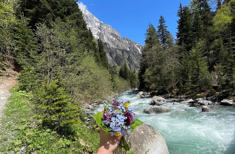 From Kutaisi: Svaneti Mountain Villages 2-Day 4x4 Safari - Day 1 in summer: Ushguli, Lamaria Church, and the Shkhara glacier hike