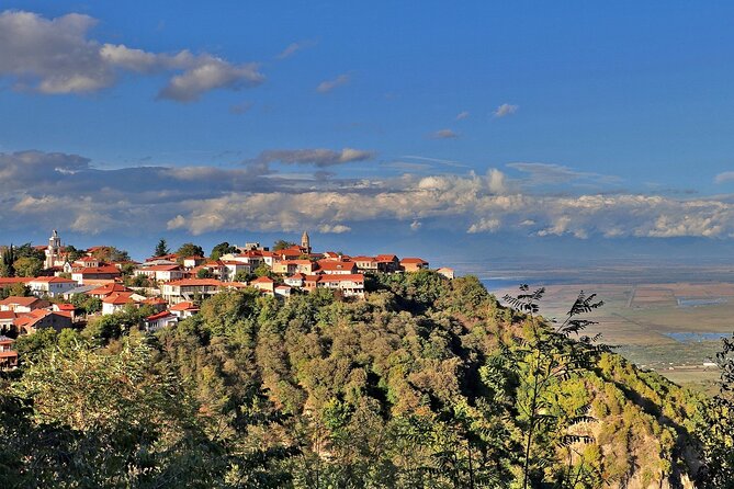 From Tbilisi: 4-day Tour in Georgia with Airport Transfers - Your guide and the feel of the group: comfort is part of the itinerary