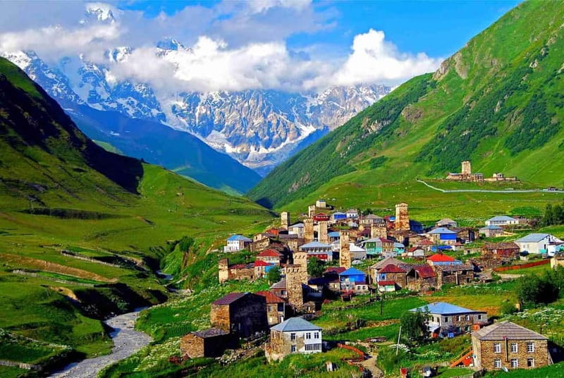 From Tbilisi: 4-Day Tour to Svaneti / Mestia - Ushguli - Day 2: Guided Hike to Chalaadi Glacier from Mestia