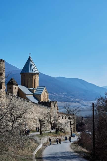 From Tbilisi: Ananuri, Gudauri, and Kazbegi Tour with Guide - Who should book this, and who should skip it