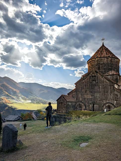 From Tbilisi: Day Trip to Armenia with Homemade Lunch - The van time, comfort, and break rhythm on a long 11-hour day
