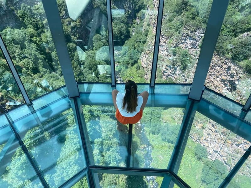 From Tbilisi: Diamond Bridge and Dashbashi Canyon Day Trip - Dashbashi Canyon: hike logic, waterfall choice, and pacing