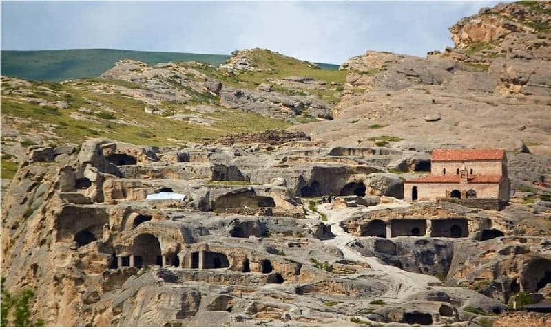 From Tbilisi: Gori and Uplistsikhe Group Tour - Svetitskhoveli Cathedral: Frescoes and Carvings You Can Actually See