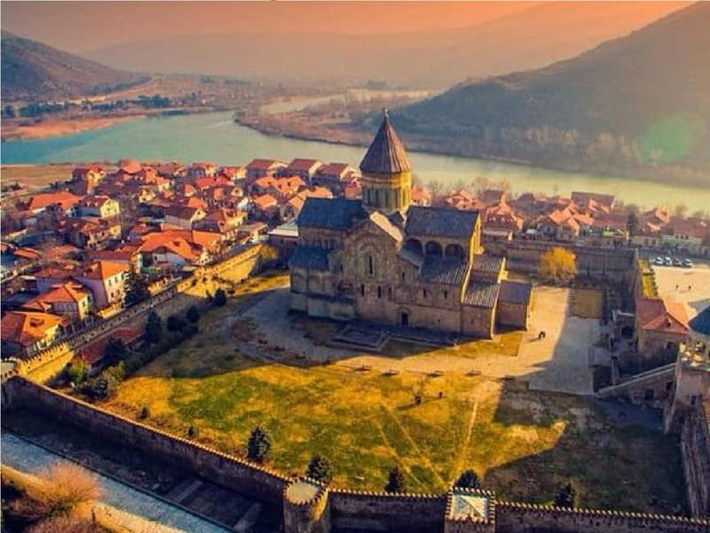 From Tbilisi: Gori and Uplistsikhe Group Tour - Gori Town and Gori Castle: Medieval Power Meets Modern Memory