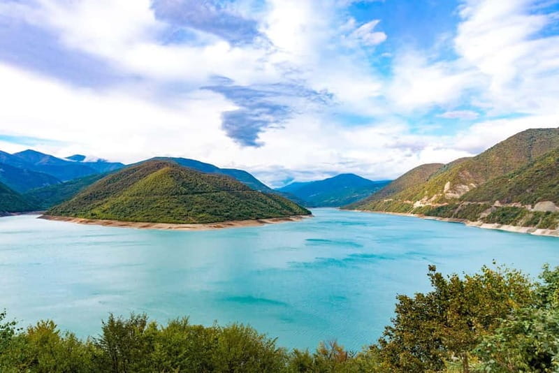 From Tbilisi: Guided Day Trip to Ananuri, Gudauri, & Kazbegi - Ananuri Fortress: 13th-century walls and reservoir views