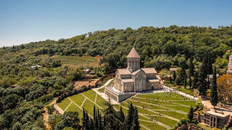 From Tbilisi: Kakheti & Sighnaghi Guided Day Trip with Wine - Kakheti and Sighnaghi: what this day trip really feels like