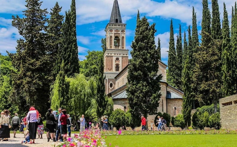 From Tbilisi: Kakheti Wine Region Tour with 9 Wine Tastings - Badiauri Village bakery tasting: bread, cheese, and your first pours