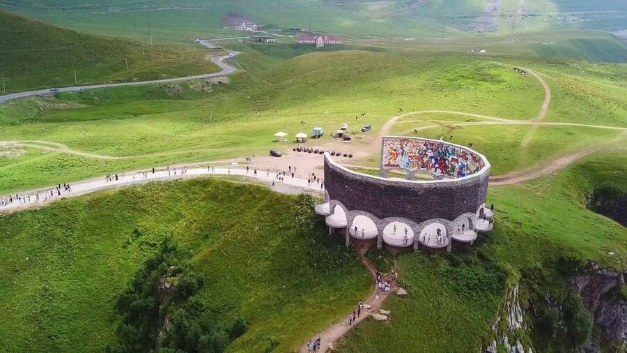 From Tbilisi: Kazbegi, Gudauri & Gergeti Group Day Tour - A Long Day That Packs Meaningful Stops (Not Just Photos)