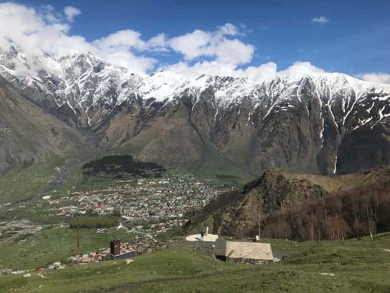 From Tbilisi: Kazbegi Tour - Zhinvali - Ananuri - Gudauri - Zhinvali Reservoir: the calm before the climb