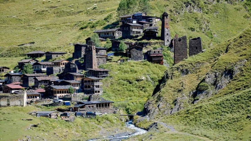From Tbilisi: Tusheti 3-Day Jeep Tour with Accommodation - Tusheti by jeep: why this route feels different