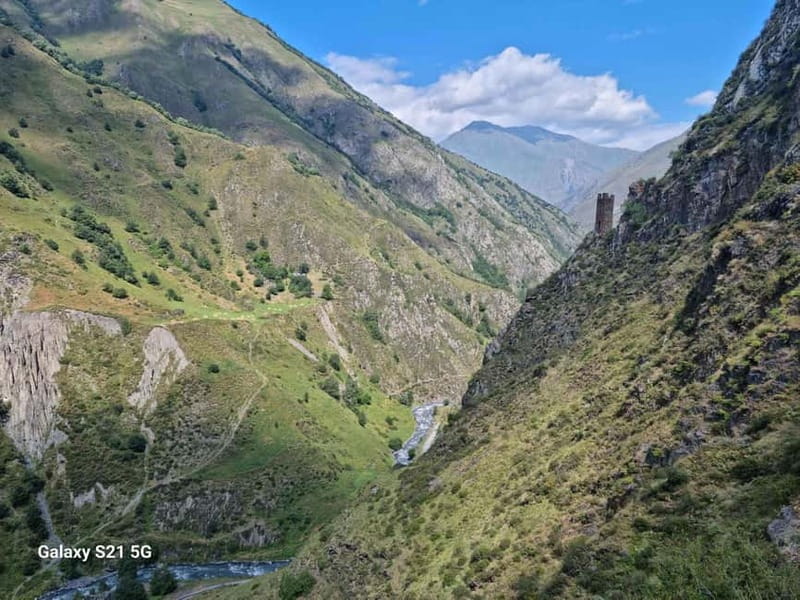 From Tbilisi: Tusheti 3-Day Jeep Tour with Accommodation - Day 3 Dartlo: walking among preserved stone houses and towers