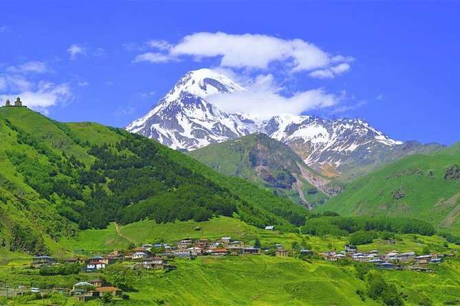 Full-Day Kazbegi Private Tour from Tbilisi - Ananuri Fortified Castle Ensemble: history you can feel in your feet