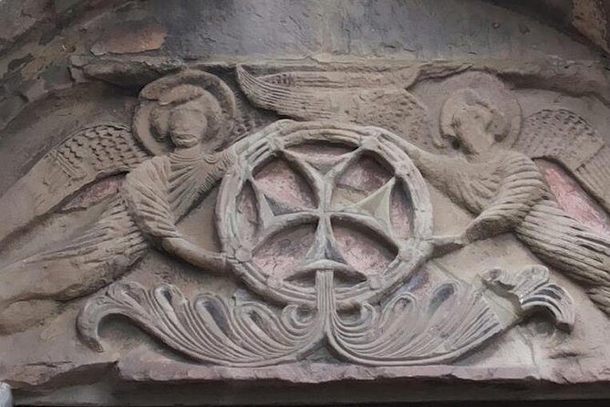 Full Day Tour of Tbilisi and Mtskheta - Meidan Bazaar and Shardeni Street: souvenirs, galleries, and casual stops