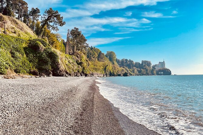 Georgia in 7 Days: A Haven for Nature and Sea Lovers - Day 1 in Tbilisi: airport welcome and your first easy evening