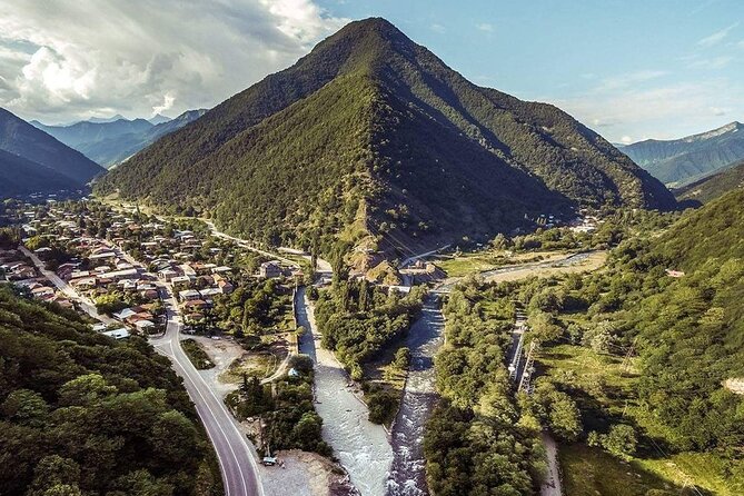 Gudauri-Jinvali-Ananuri Private tour - A private Caucasus day trip that moves, but stays scenic