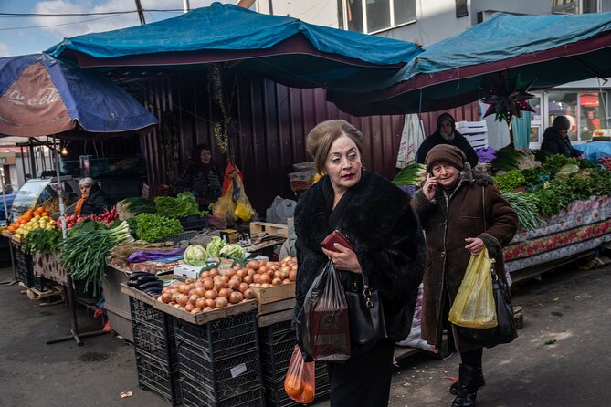 Half-Day Food Tour of Tbilisi Dezerter's Bazaar - Tonis Lobiani and Tone-Oven Baking: Why This Stop Sticks
