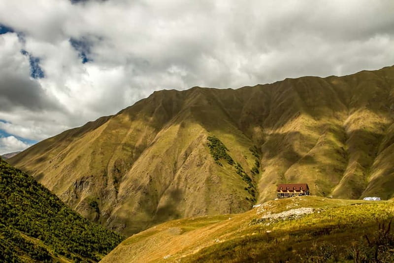 Juta: One Day Trip Hiking Towards Chaukhi Mountains - Ananuri Church and Fortress: More Than a Photo Pause