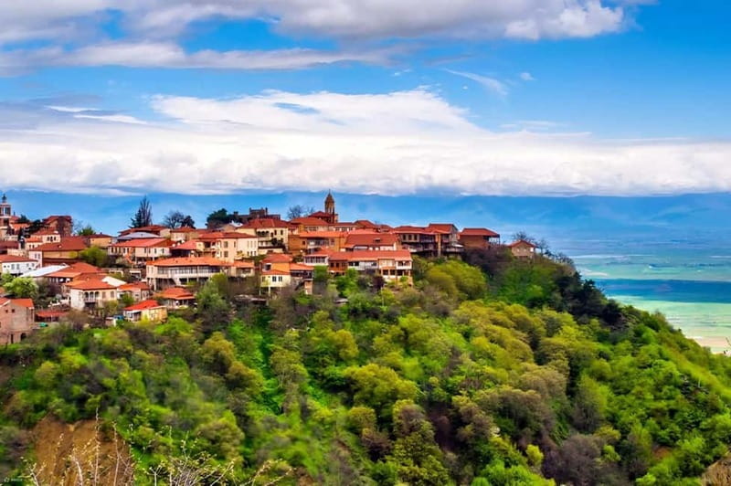 Kakheti: Bodbe, Sighnaghi, and Telavi Full-Day Tour - Sighnaghi, the City of Love: Walkable Streets and Big Feelings