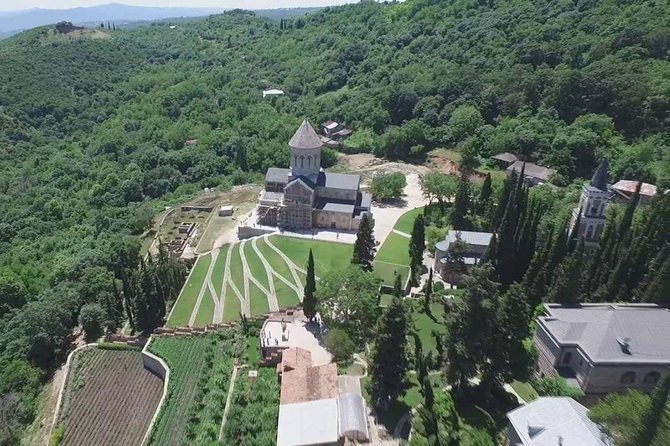 Kakheti;City of Love Sighnaghi, Bodbe. KTW. Wine House Group tour - Chateau Rera: Hot Bread, Local Cheese, and a Real Bake Moment
