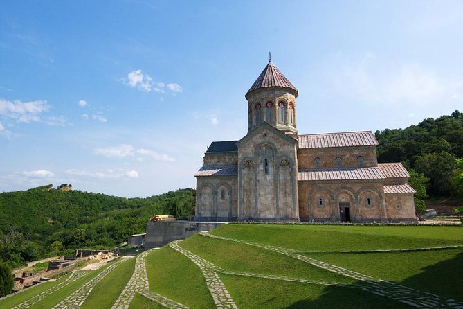 Kakheti: Signagi + Bodbe Monastery + Gurgeniani Waterfall - What to Bring (and How to Pace Yourself Without Rushing)
