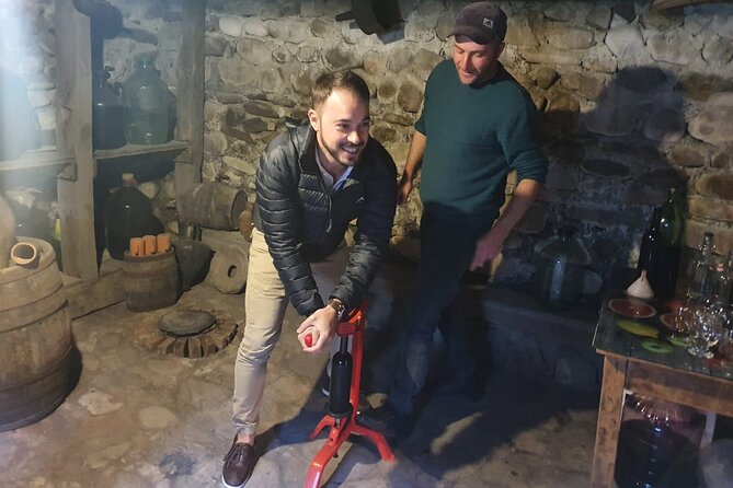 Kakheti - Small wineries and family-cooked lunch • Private tour - Sighnaghi Fortified Town: City Walls and Alazani Valley Panoramas