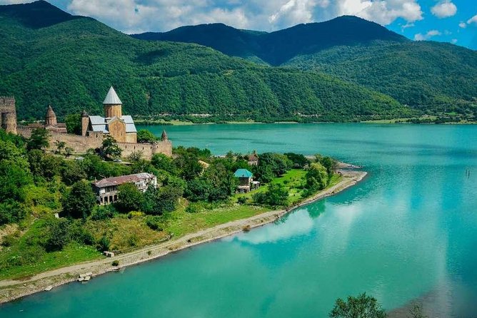 Kazbegi-Ananuri-Gergeti Private Tour - Key highlights you’ll care about
