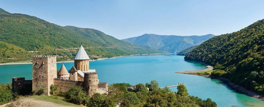 Kazbegi and Gudauri Mountain Area Private Tour From Tbilisi - Key things to love about this Kazbegi and Gudauri tour