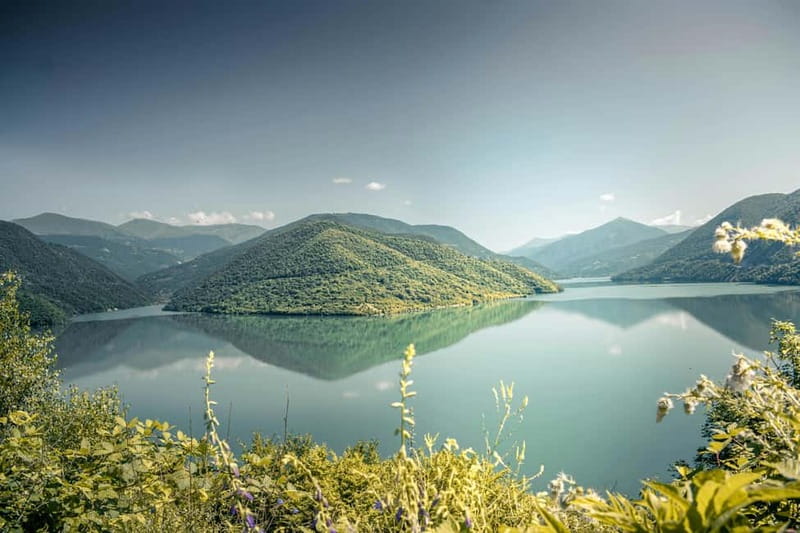 Kazbegi & Gudauri Full Day Private Tour - Jinvali Water Reservoir: Soviet engineering as a morning opener