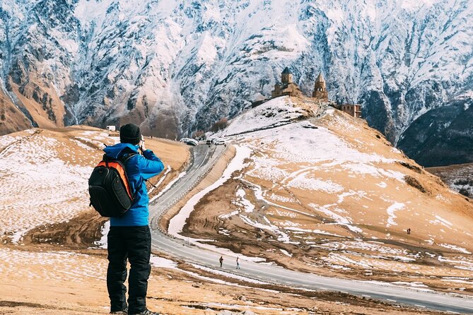 Kazbegi • Gudauri - private day trip to Mountains - Stop 2: Ananuri Fortified Castle Ensemble above the reservoir