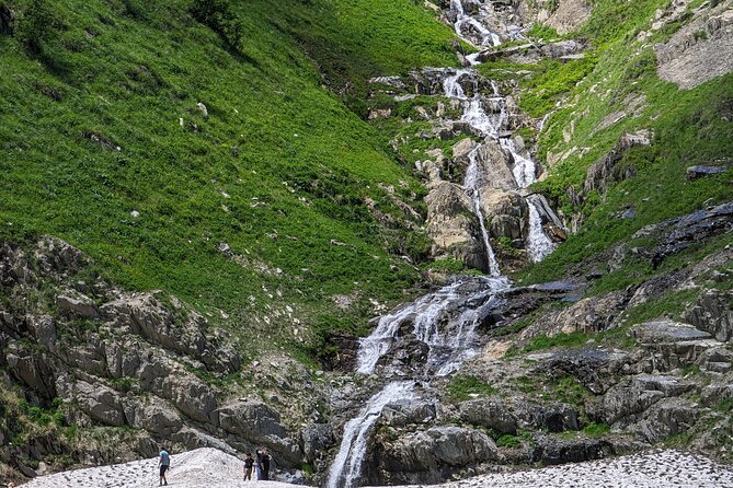 Kazbegi & Gudauri Private Full-Day Tour From Tbilisi - Price and value: what you get for $100 per person